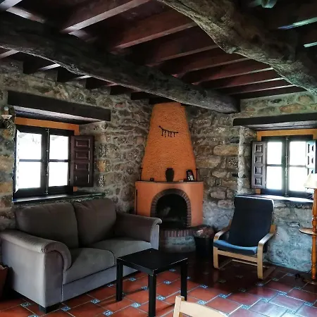 Casas Rurales El Corberu Country house